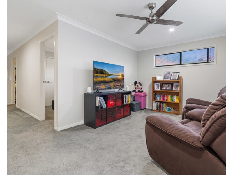 16 Boambillie Drive, Coomera Waters QLD 4209