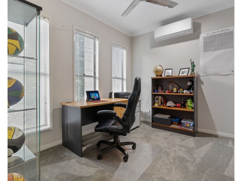 16 Boambillie Drive, Coomera Waters QLD 4209