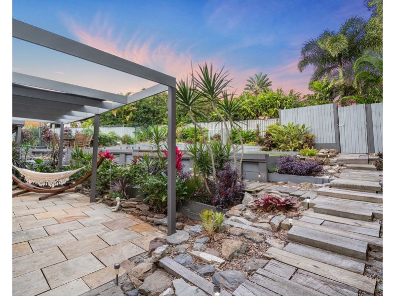 16 Boambillie Drive, Coomera Waters QLD 4209