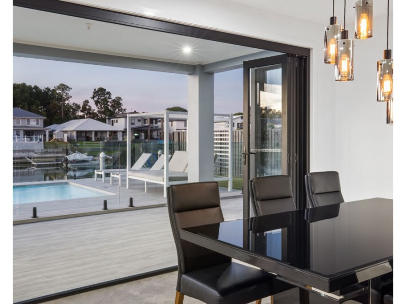 10 Skippers Place, Coomera Waters QLD 4209