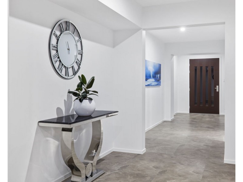 10 Skippers Place, Coomera Waters QLD 4209