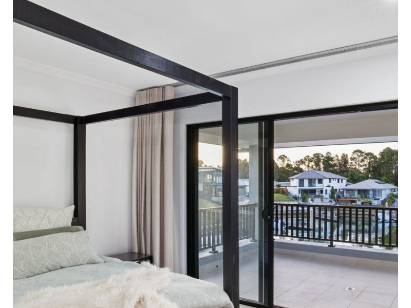 10 Skippers Place, Coomera Waters QLD 4209