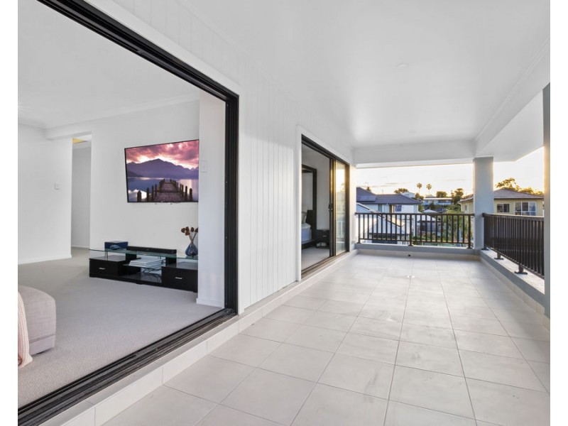 10 Skippers Place, Coomera Waters QLD 4209