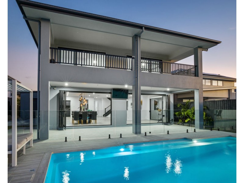 10 Skippers Place, Coomera Waters QLD 4209