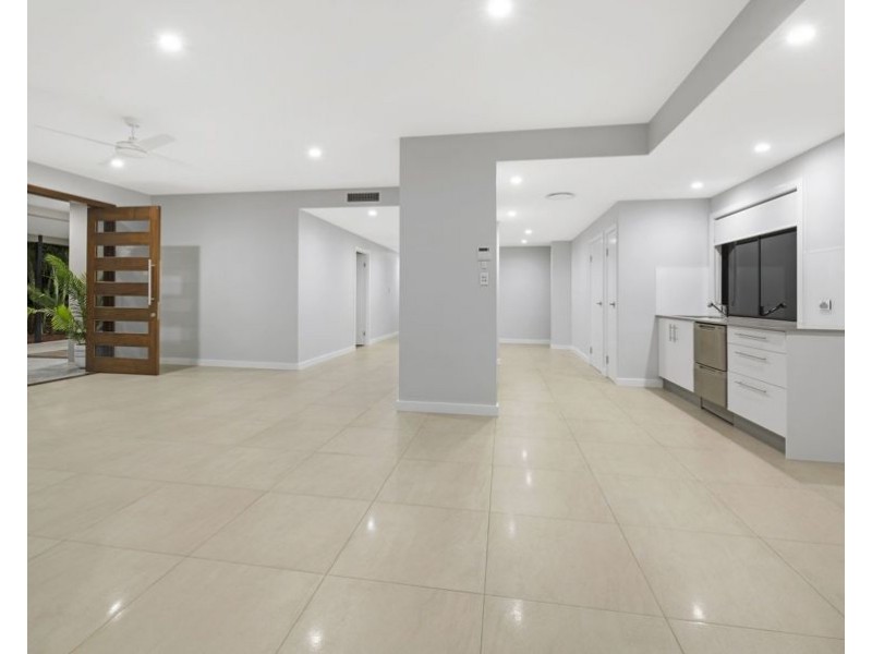 14 Waddiwong Rd, Coomera QLD 4209