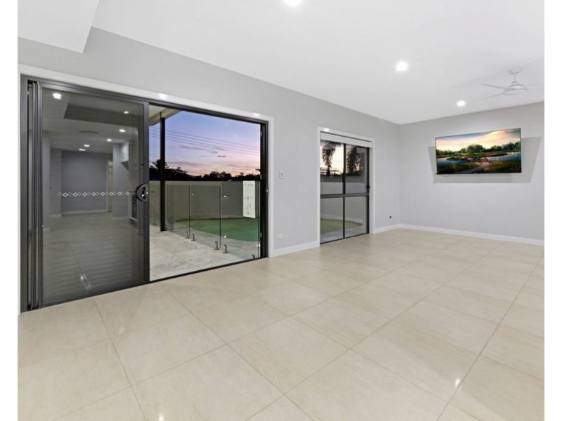 14 Waddiwong Rd, Coomera QLD 4209