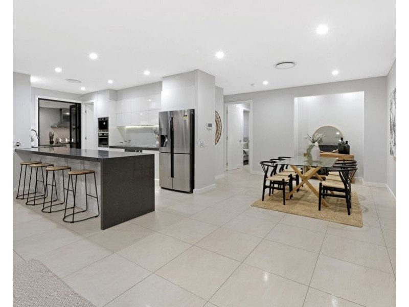14 Waddiwong Rd, Coomera QLD 4209