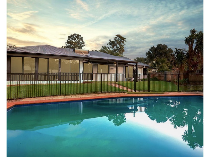 2 Ingrid Lane, Coomera Waters QLD 4209