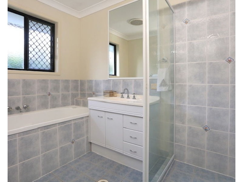 2 Ingrid Lane, Coomera Waters QLD 4209