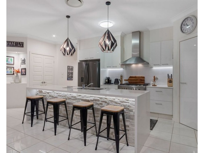 14 Boambillee Drive, Coomera Waters QLD 4209