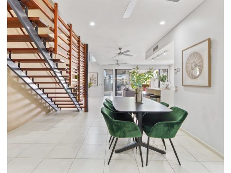 11 Kestral Lane, Coomera Waters QLD 4209