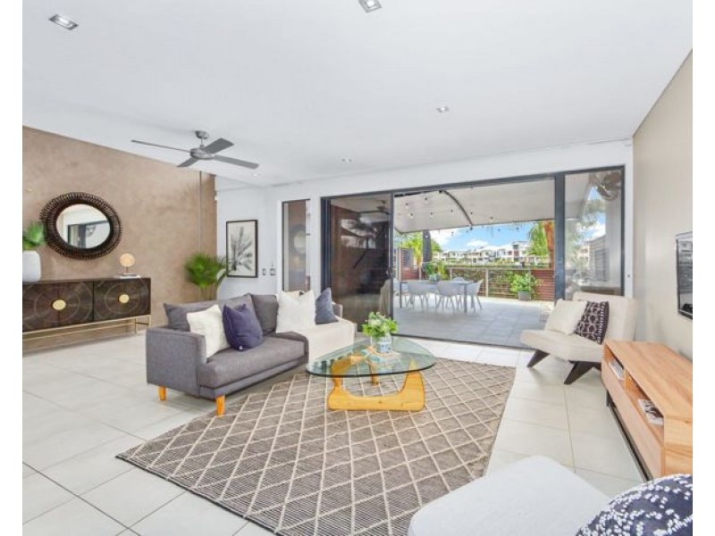 11 Kestral Lane, Coomera Waters QLD 4209