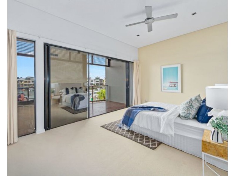 11 Kestral Lane, Coomera Waters QLD 4209