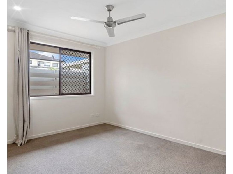 1/23 Victor Avenue, Paradise Point QLD 4216