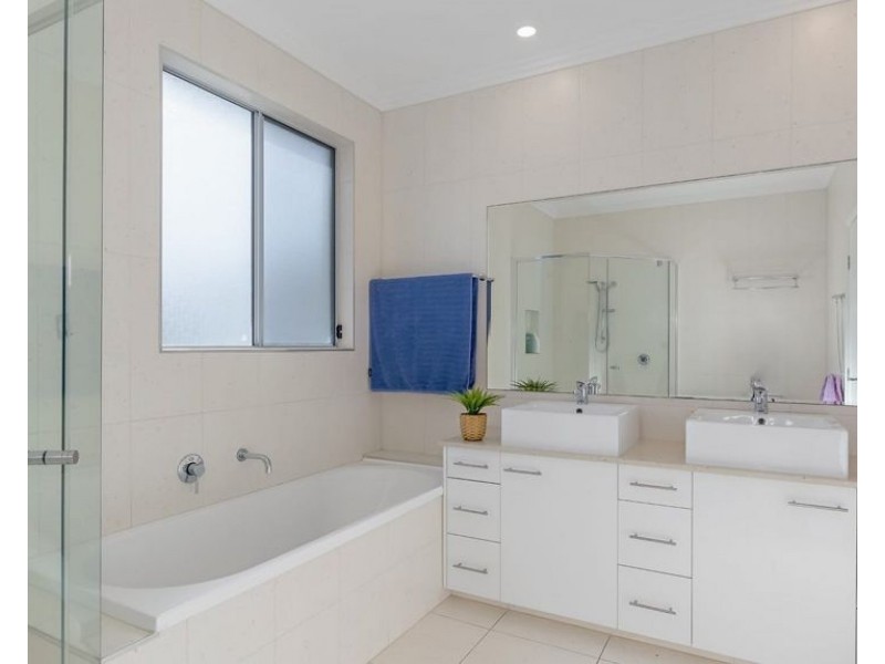 29 Westward Way, Coomera Waters QLD 4209