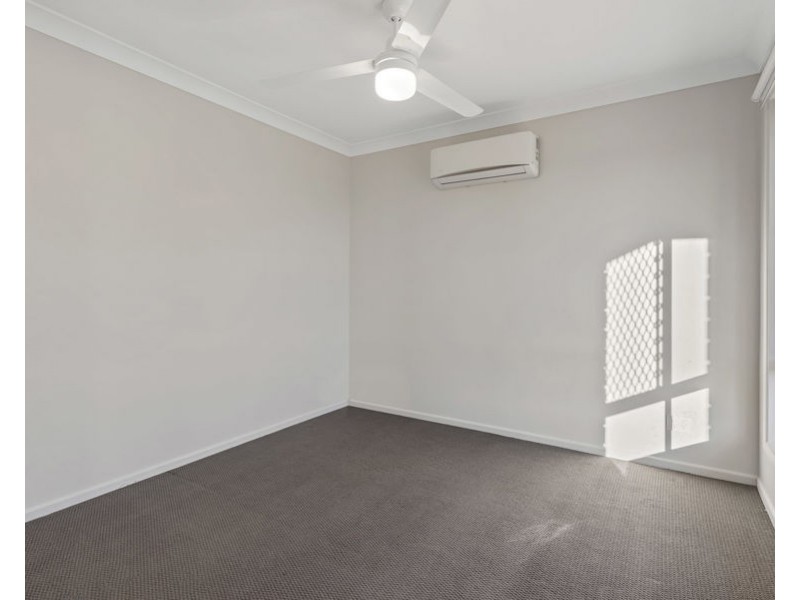 12 Sundew Crescent, Kensington Grove QLD 4341