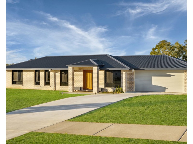 12 Sundew Crescent, Kensington Grove QLD 4341