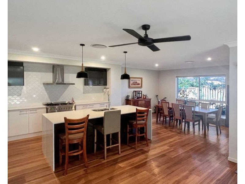 22 Brampton Cct, Pimpama QLD 4209