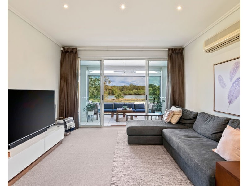 37 Brindabella Close, Coomera Waters QLD 4209