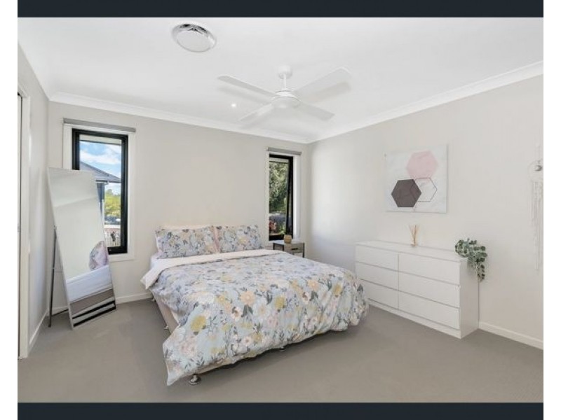 17 Christina Drive, Coomera Waters QLD 4209