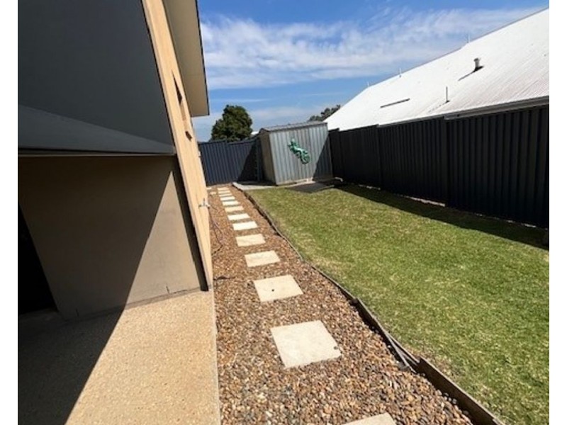 6 Stacer Street, Upper Coomera QLD 4209