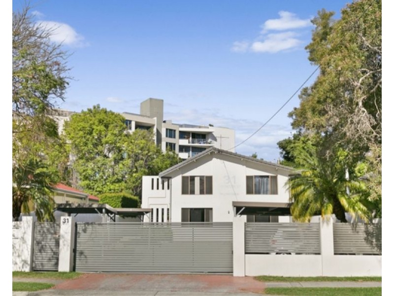 8/31 Brighton Street, Biggera Waters QLD 4216