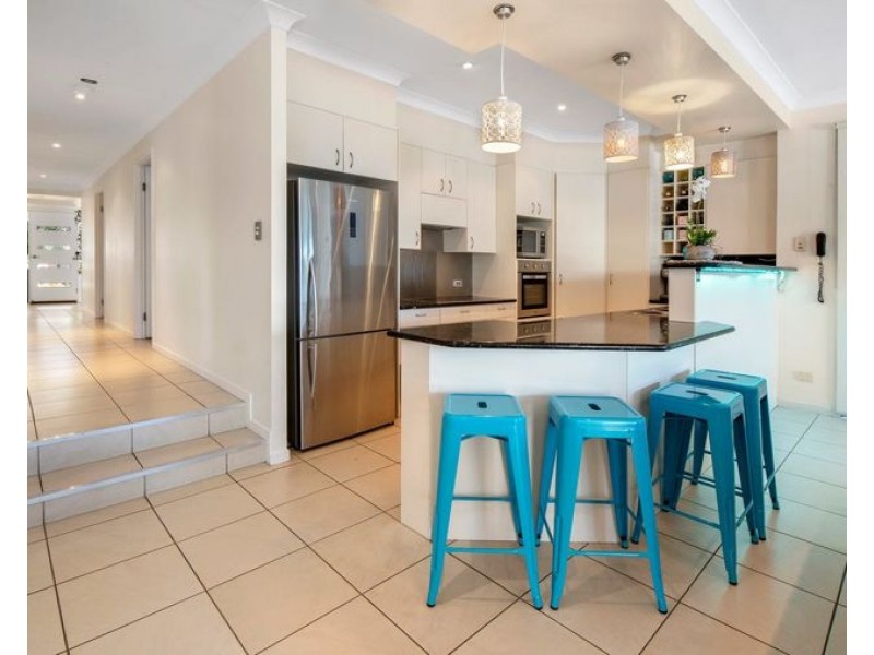 1 Ripple Court, Coomera Waters QLD 4209