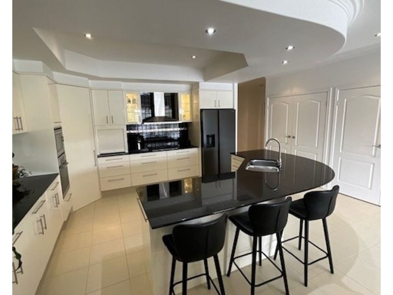 9 Rival Lane, Coomera Waters QLD 4209