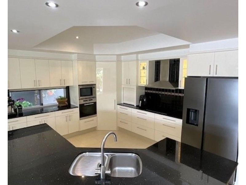 9 Rival Lane, Coomera Waters QLD 4209