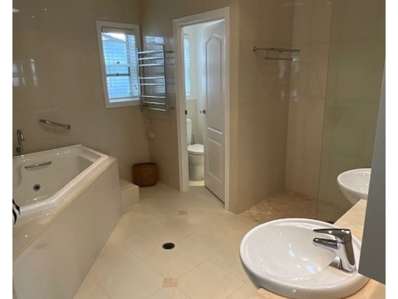 9 Rival Lane, Coomera Waters QLD 4209