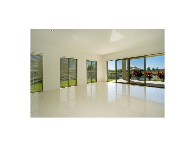 56 Buccaneer Way, Coomera Waters QLD 4209