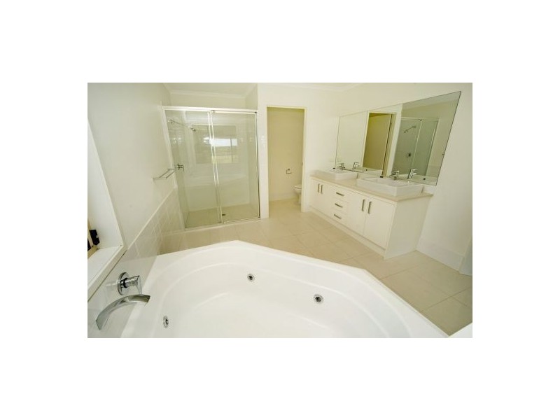 56 Buccaneer Way, Coomera Waters QLD 4209