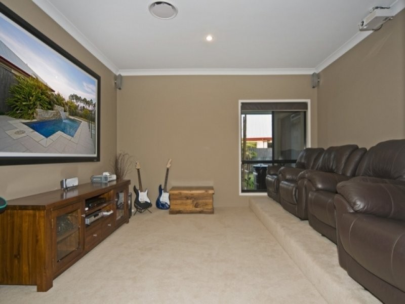 13 Beau Gest Place, Coomera Waters QLD 4209