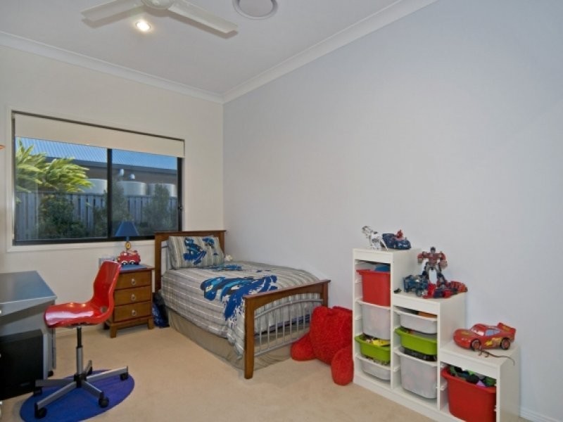 13 Beau Gest Place, Coomera Waters QLD 4209