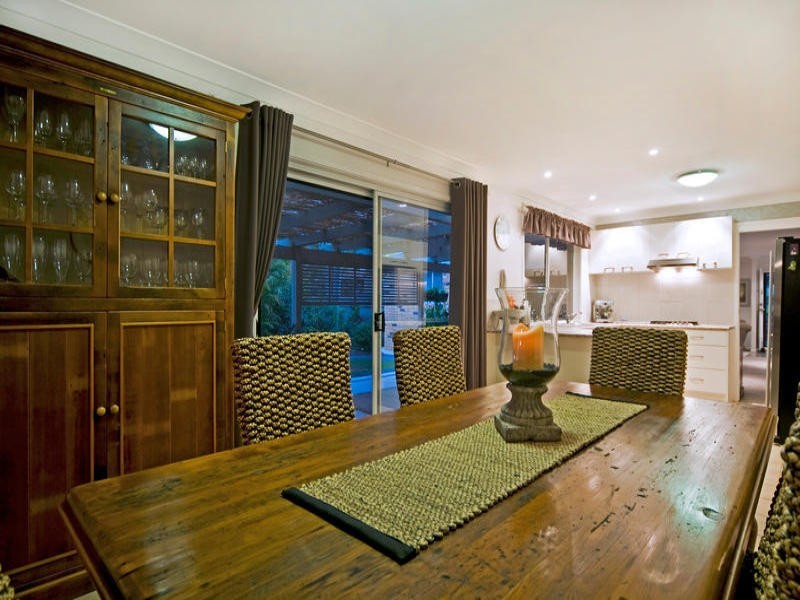 70 Riversdale Road, Oxenford QLD 4210