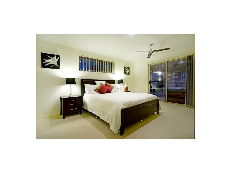 4 Astor Terrace, Coomera Waters QLD 4209