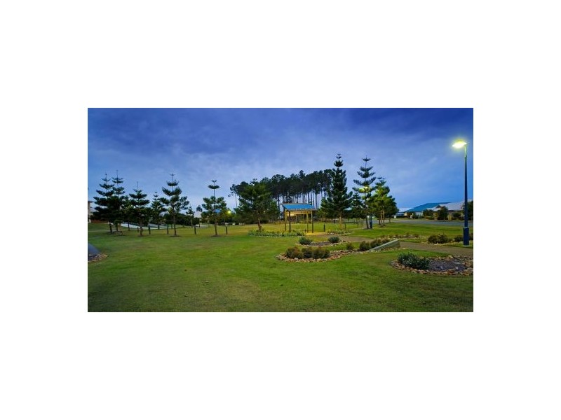 4 Astor Terrace, Coomera Waters QLD 4209