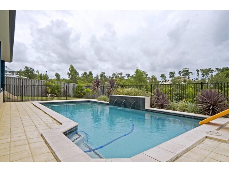 5 First Light Court, Coomera Waters QLD 4209