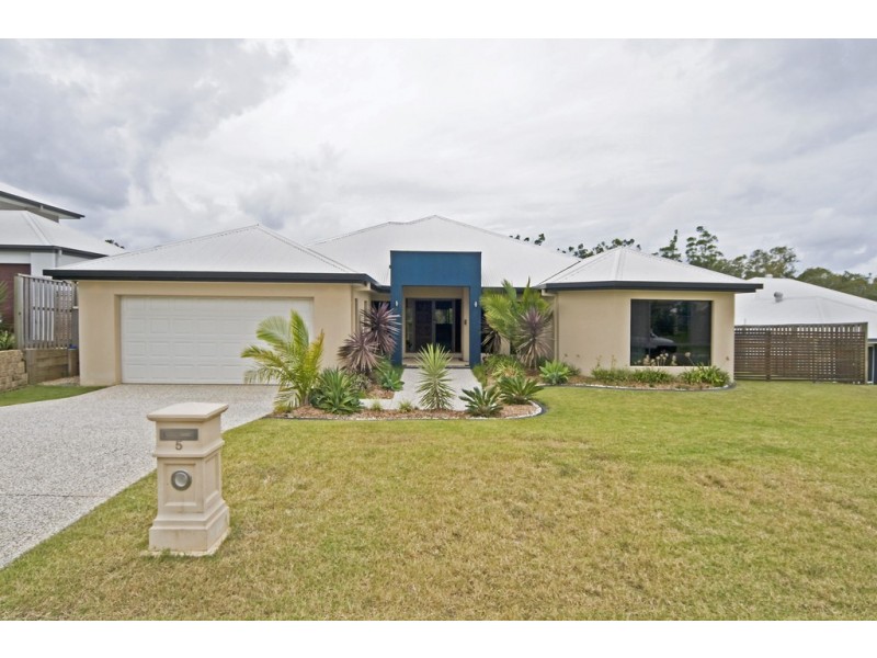 5 First Light Court, Coomera Waters QLD 4209
