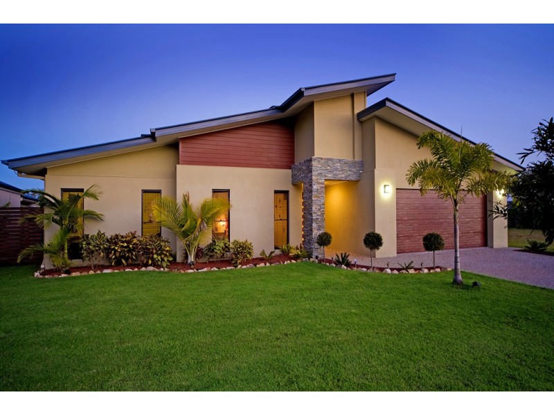 15 tradition Place, Coomera Waters QLD 4209