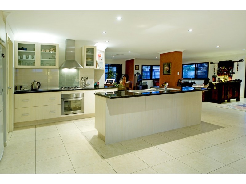 15 tradition Place, Coomera Waters QLD 4209