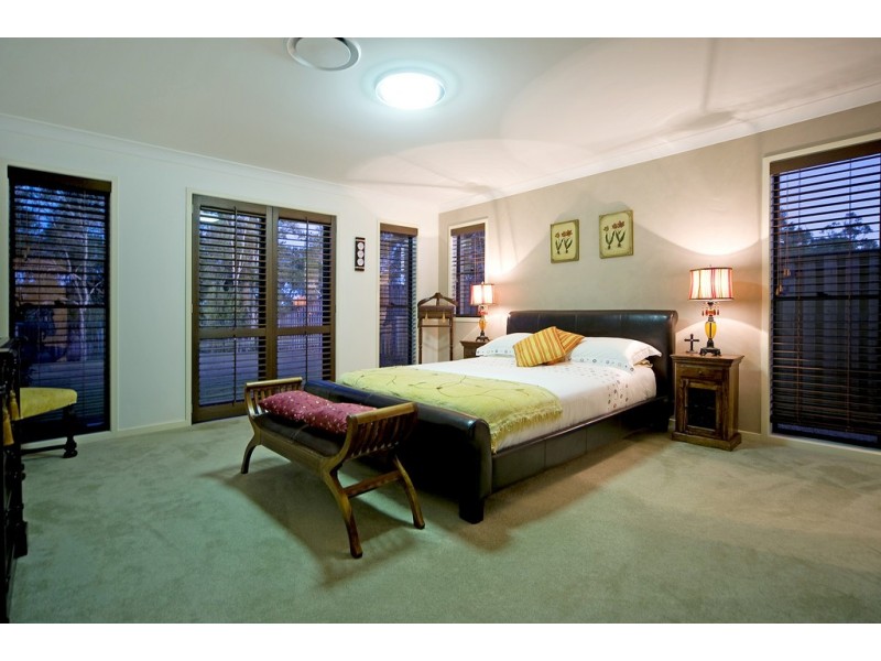 15 tradition Place, Coomera Waters QLD 4209