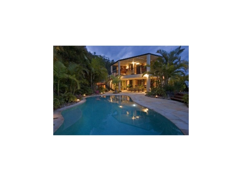 1 Nocturne Lane, Coomera Waters QLD 4209