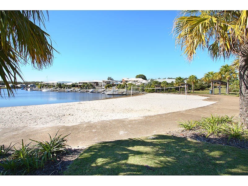 1 Nocturne Lane, Coomera Waters QLD 4209