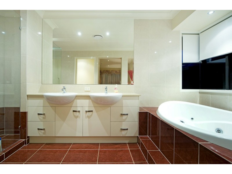 27 Ceil Circuit, Coomera Waters QLD 4209