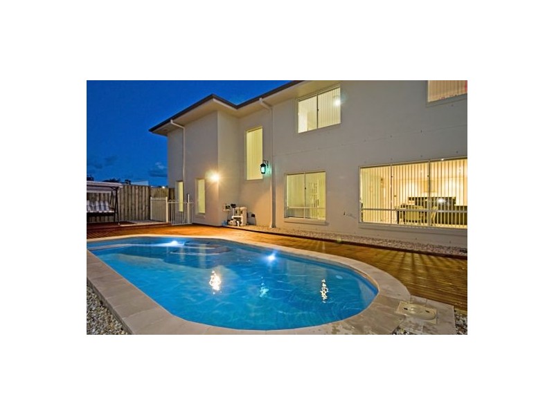 20 Berrimilla Lane, Coomera Waters QLD 4209