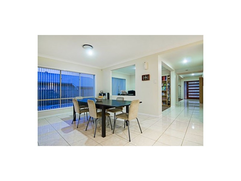 20 Berrimilla Lane, Coomera Waters QLD 4209