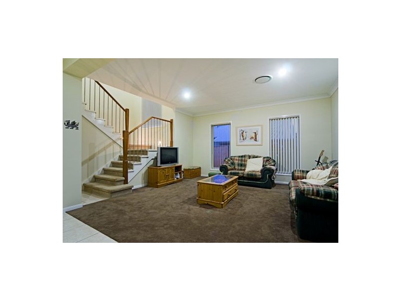 20 Berrimilla Lane, Coomera Waters QLD 4209