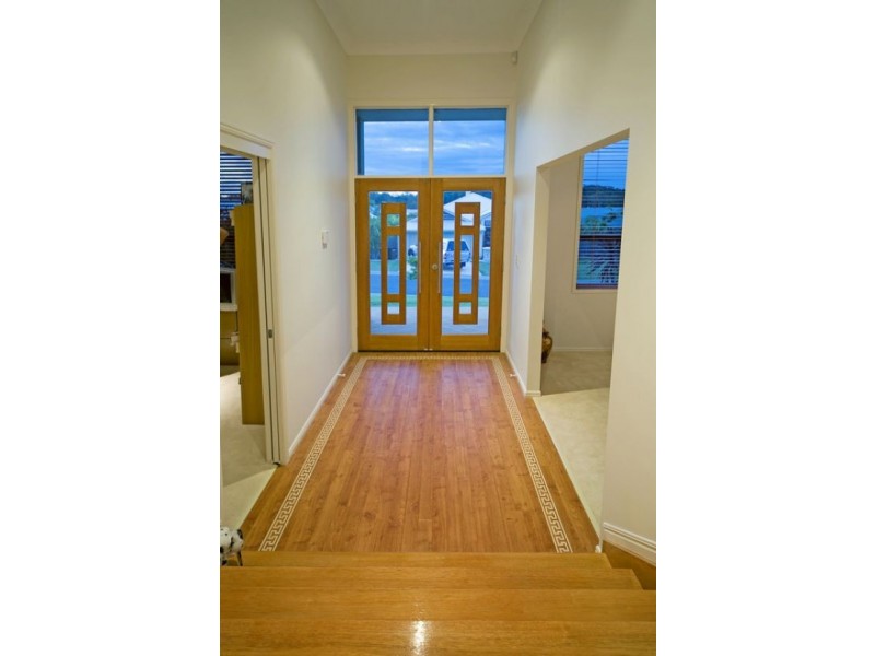 27 Slipstream Road, Coomera Waters QLD 4209
