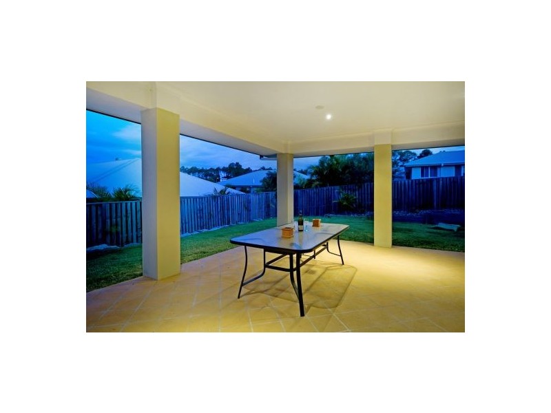 27 Slipstream Road, Coomera Waters QLD 4209